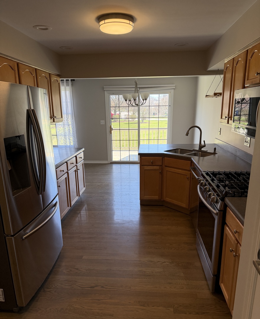 14137 Sterling Drive, Orland Park, IL 60467