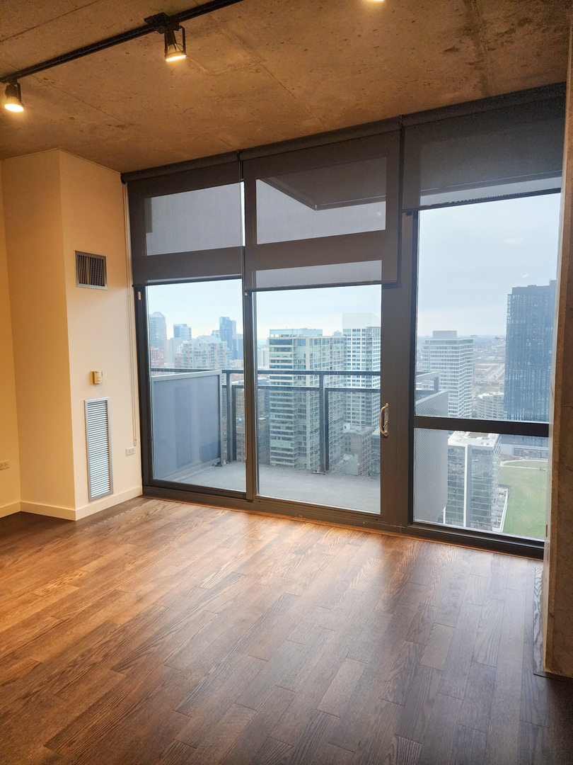 235 W VAN BUREN Street #3209, Chicago, IL 60607