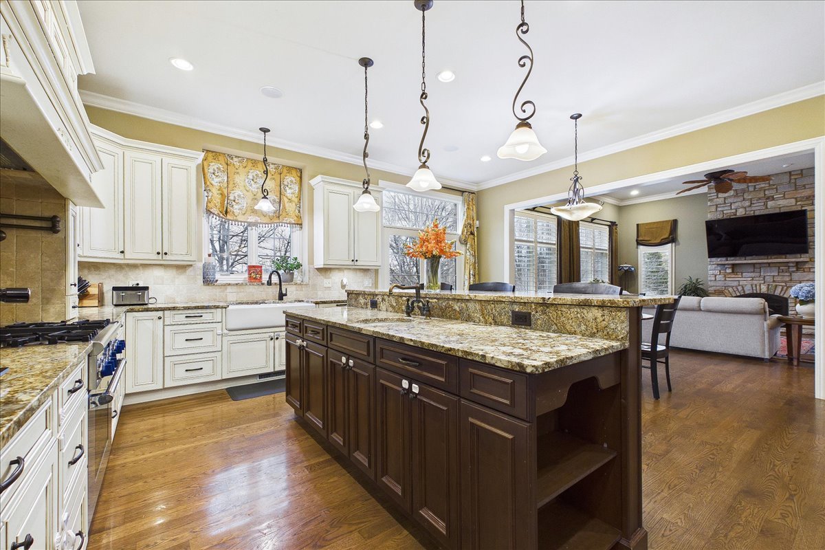 21660 W Savanna Lane, Kildeer, IL 60047