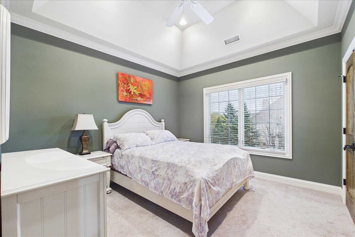 21660 W Savanna Lane, Kildeer, IL 60047