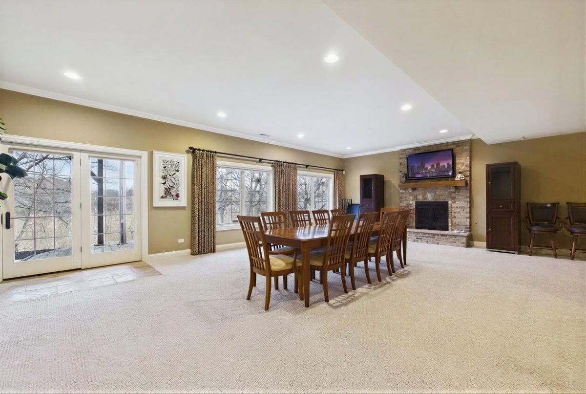 21660 W Savanna Lane, Kildeer, IL 60047