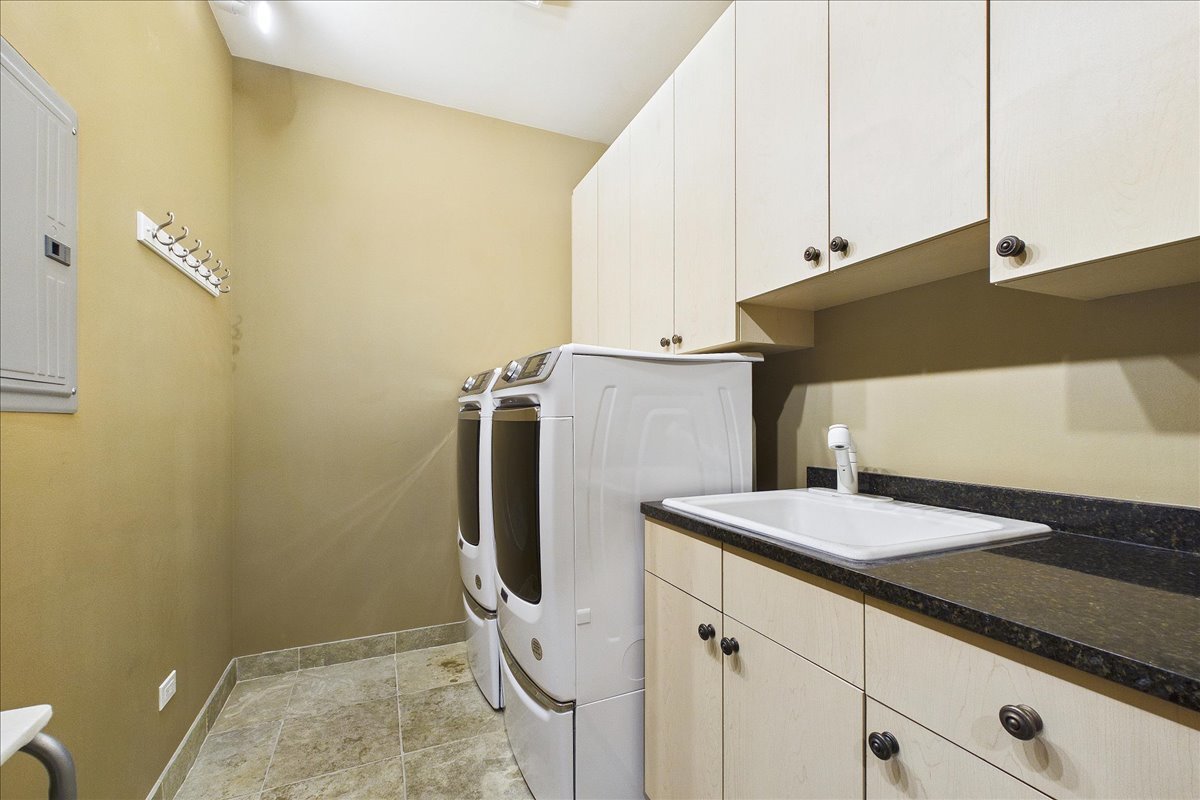 21660 W Savanna Lane, Kildeer, IL 60047