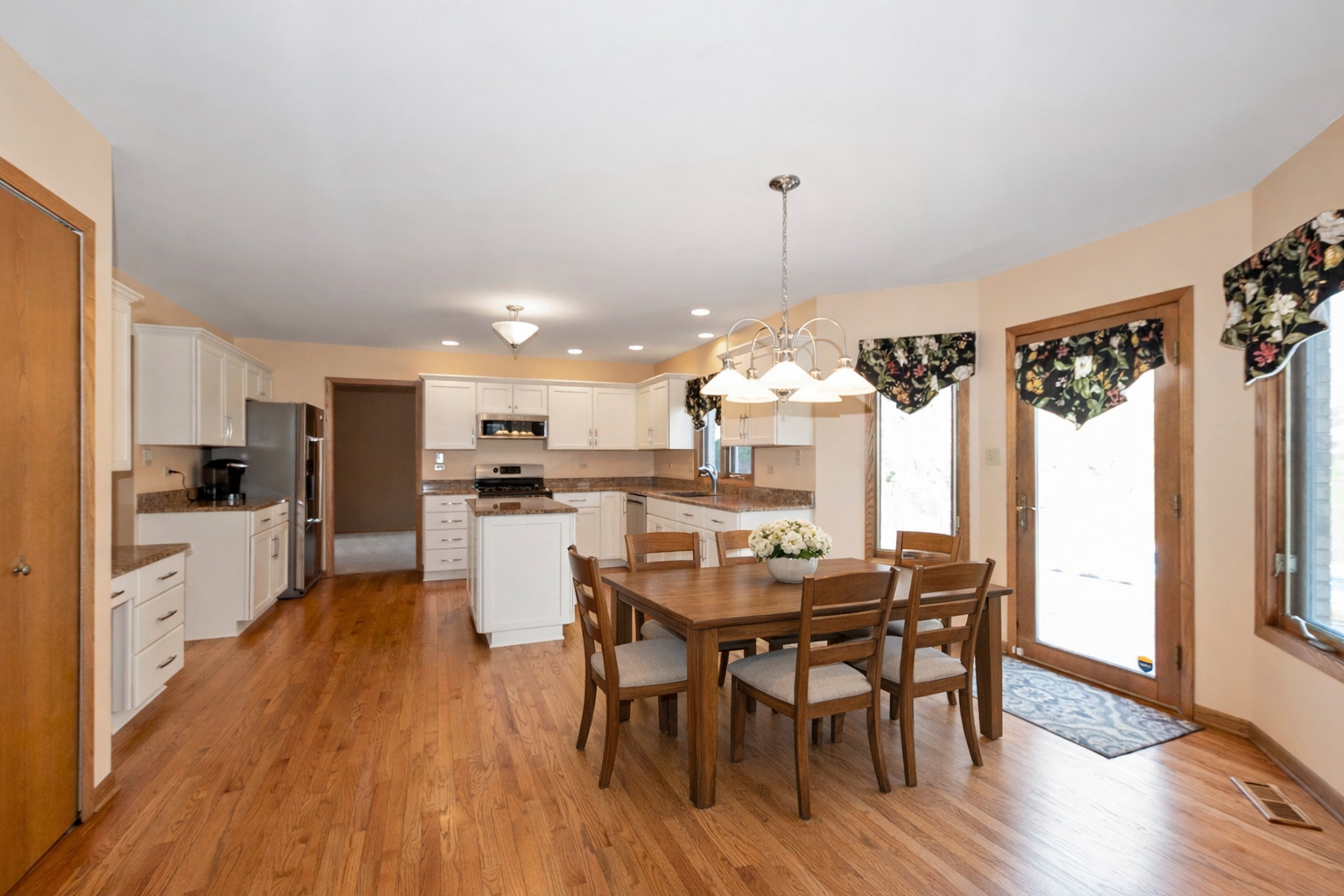 10924 Beth Drive, Orland Park, IL 60467