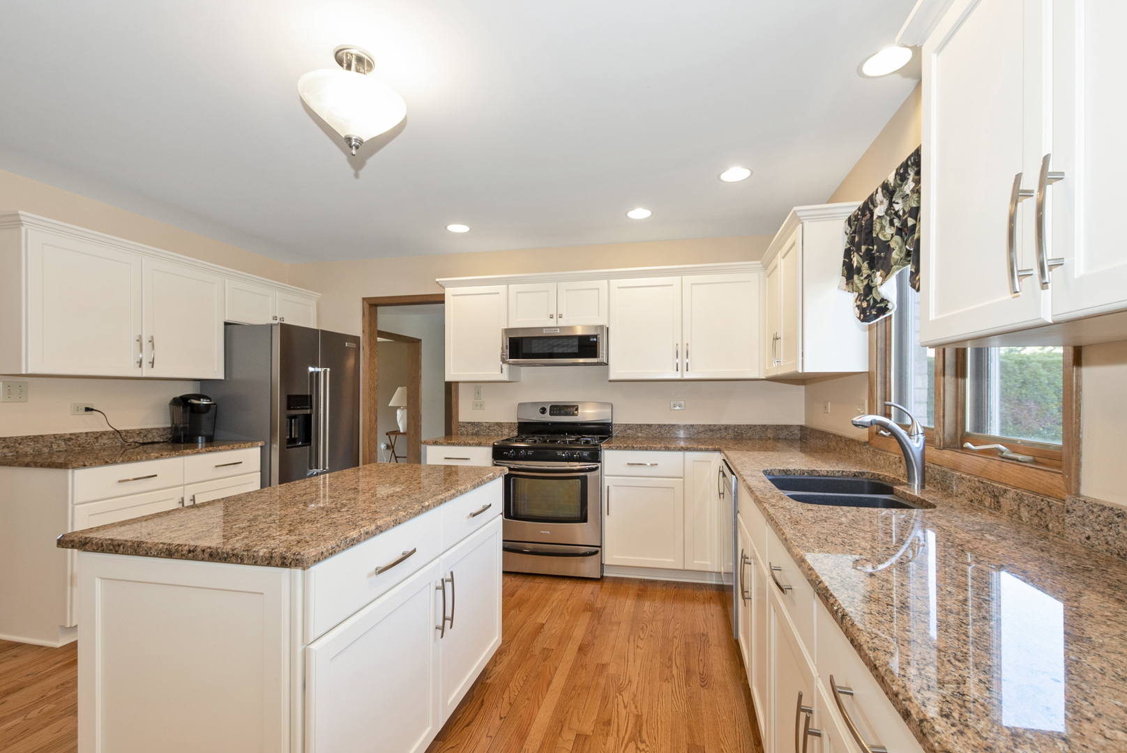 10924 Beth Drive, Orland Park, IL 60467