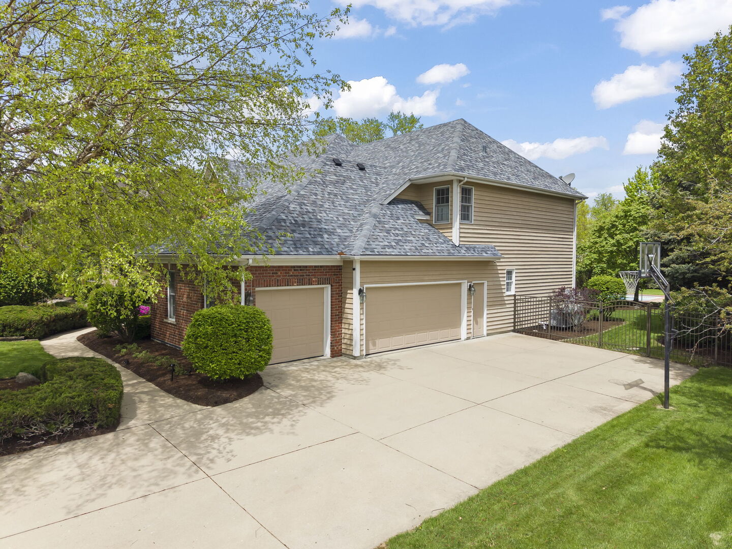3803 Royal Portrush Drive, Naperville, IL 60564