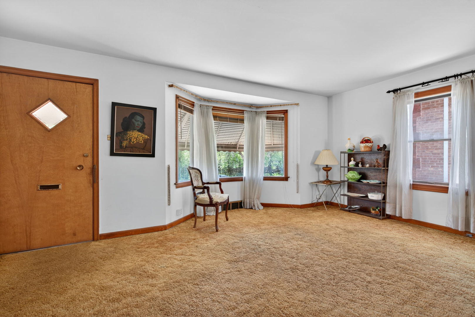 9020 W Forestview Drive, North Riverside, IL 60546