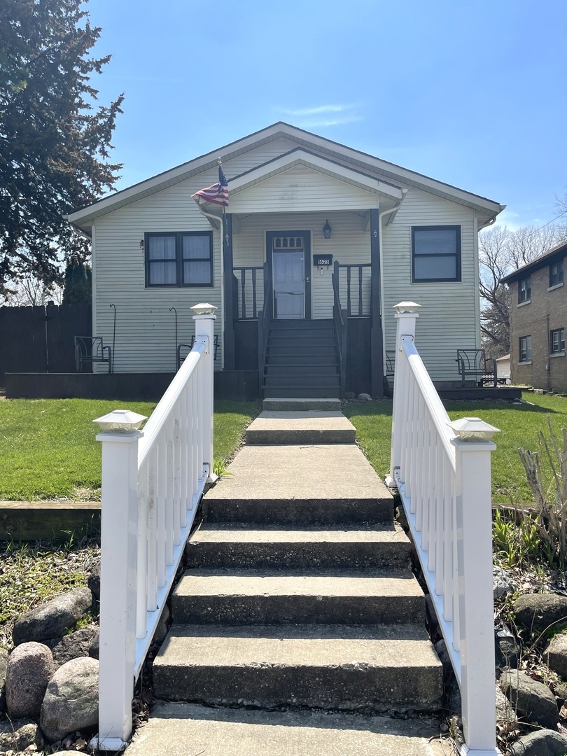 1623 Greenwood Avenue, Rockford, IL 61107