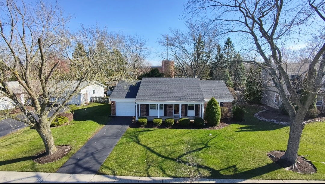 1621 Portsmouth Lane, Schaumburg, IL 60194