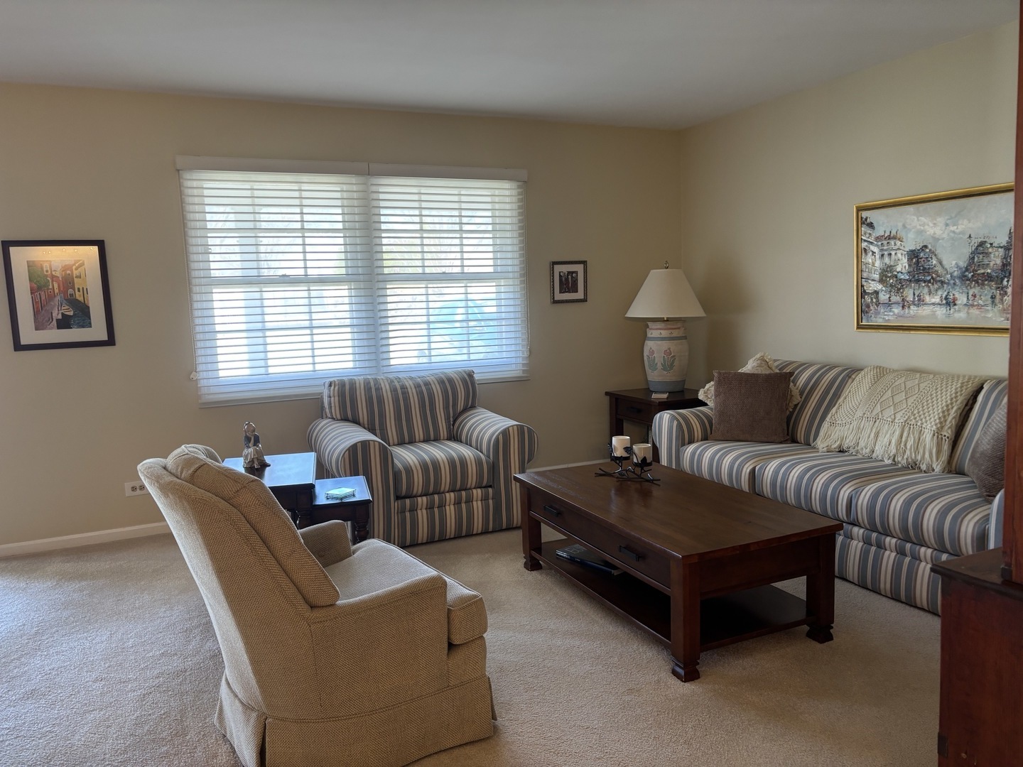 1621 Portsmouth Lane, Schaumburg, IL 60194