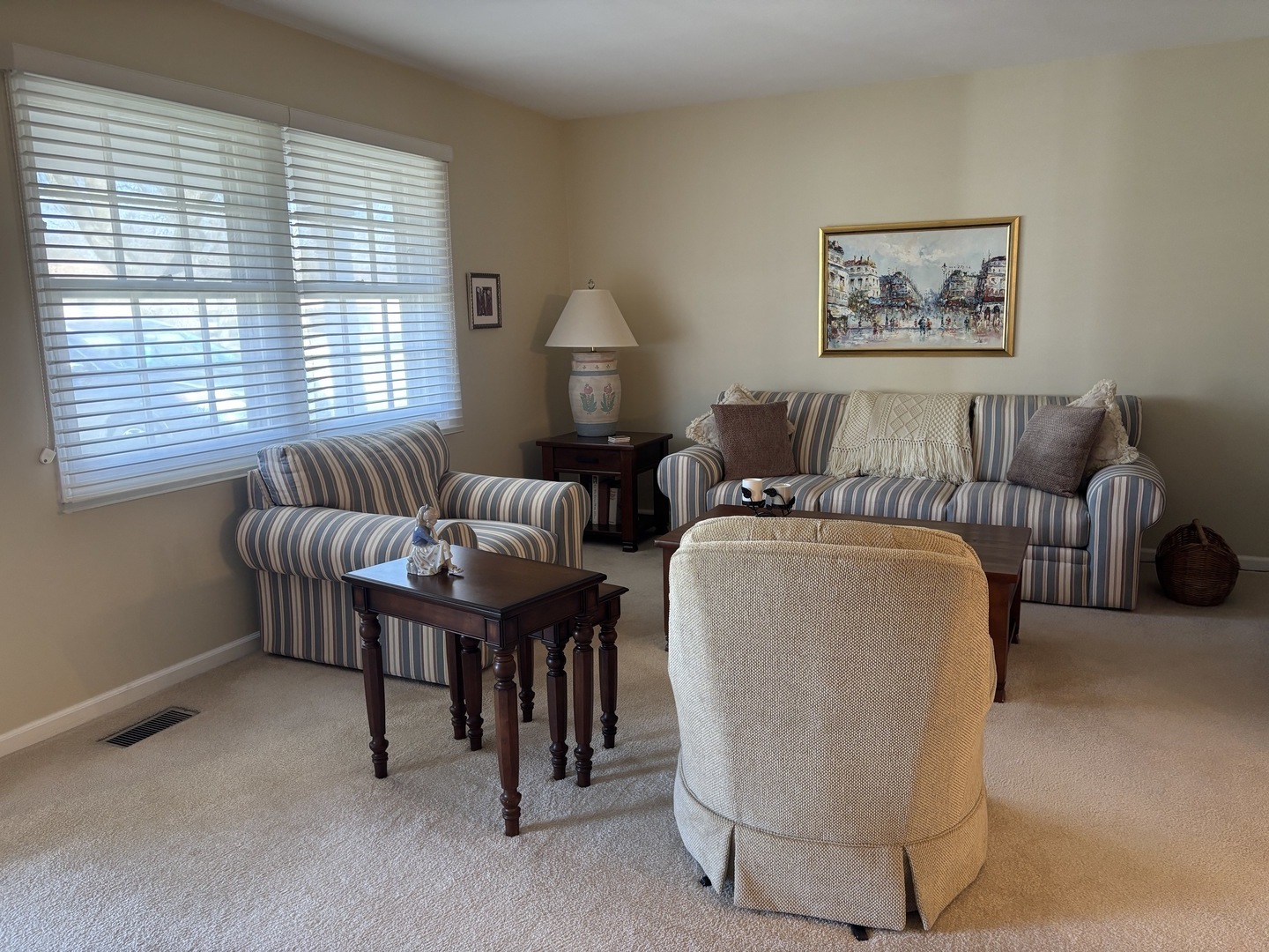 1621 Portsmouth Lane, Schaumburg, IL 60194