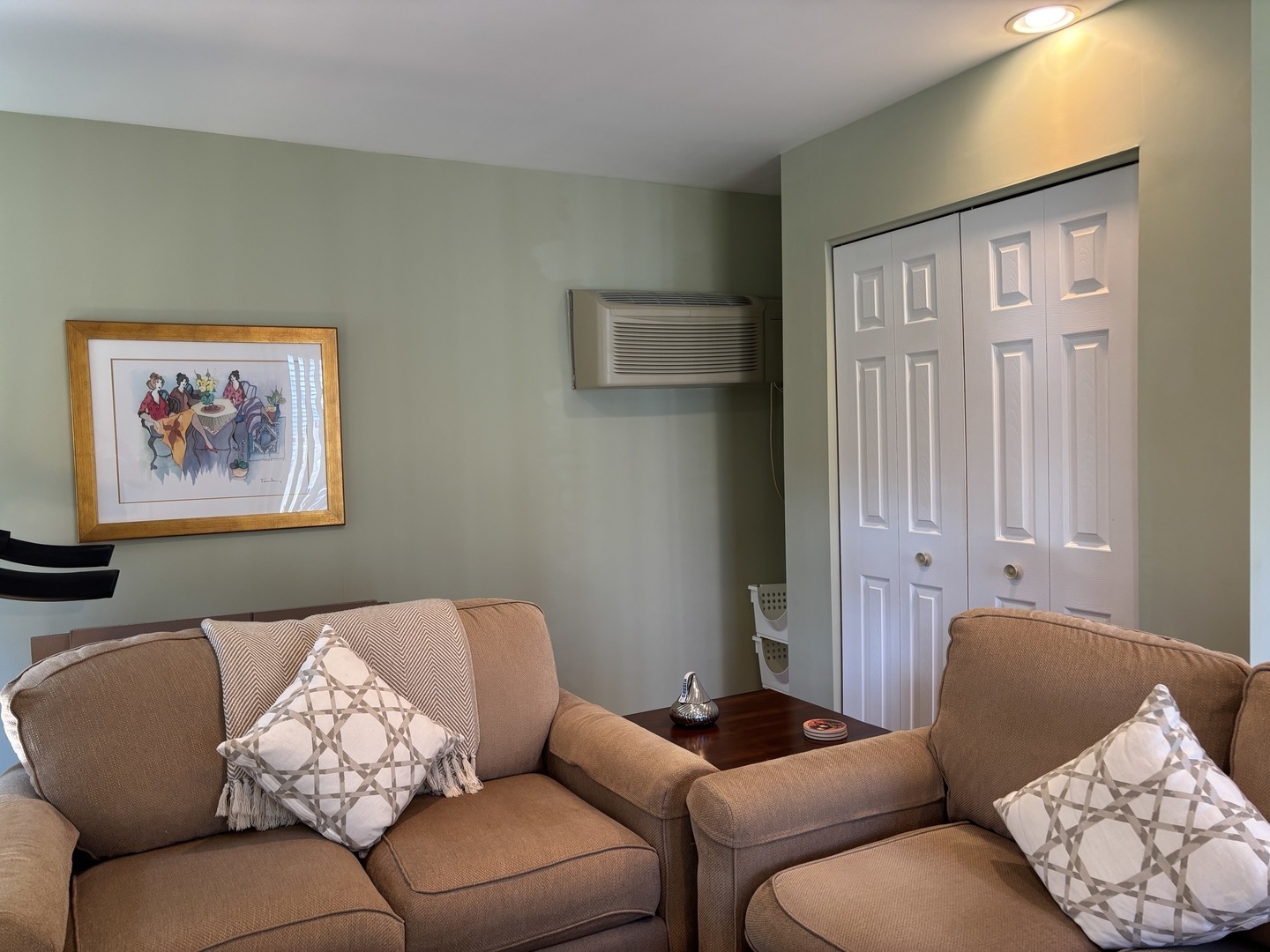 1621 Portsmouth Lane, Schaumburg, IL 60194