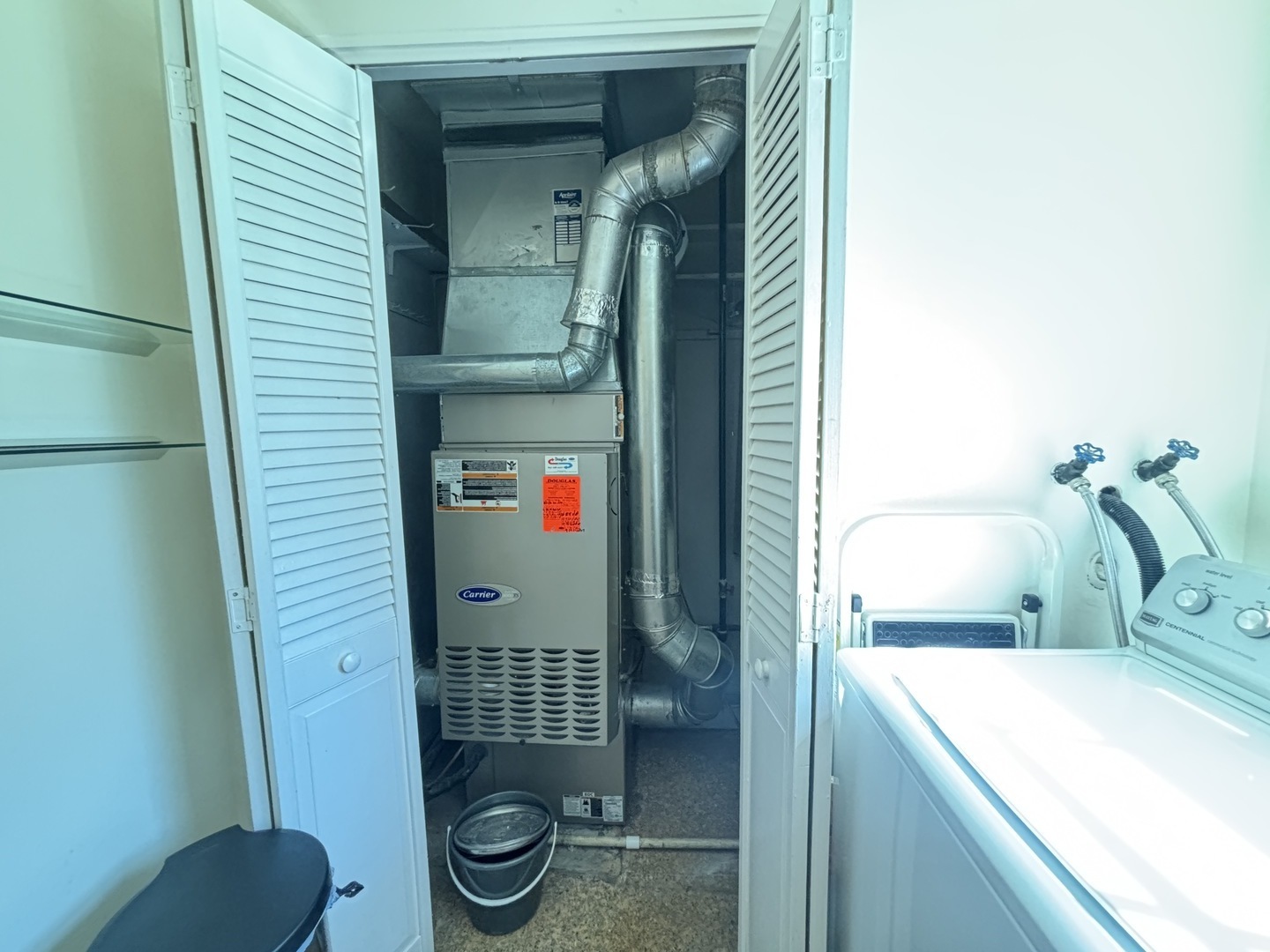 1621 Portsmouth Lane, Schaumburg, IL 60194