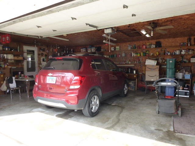 3 Deerefield Court, Clinton, IL 61727