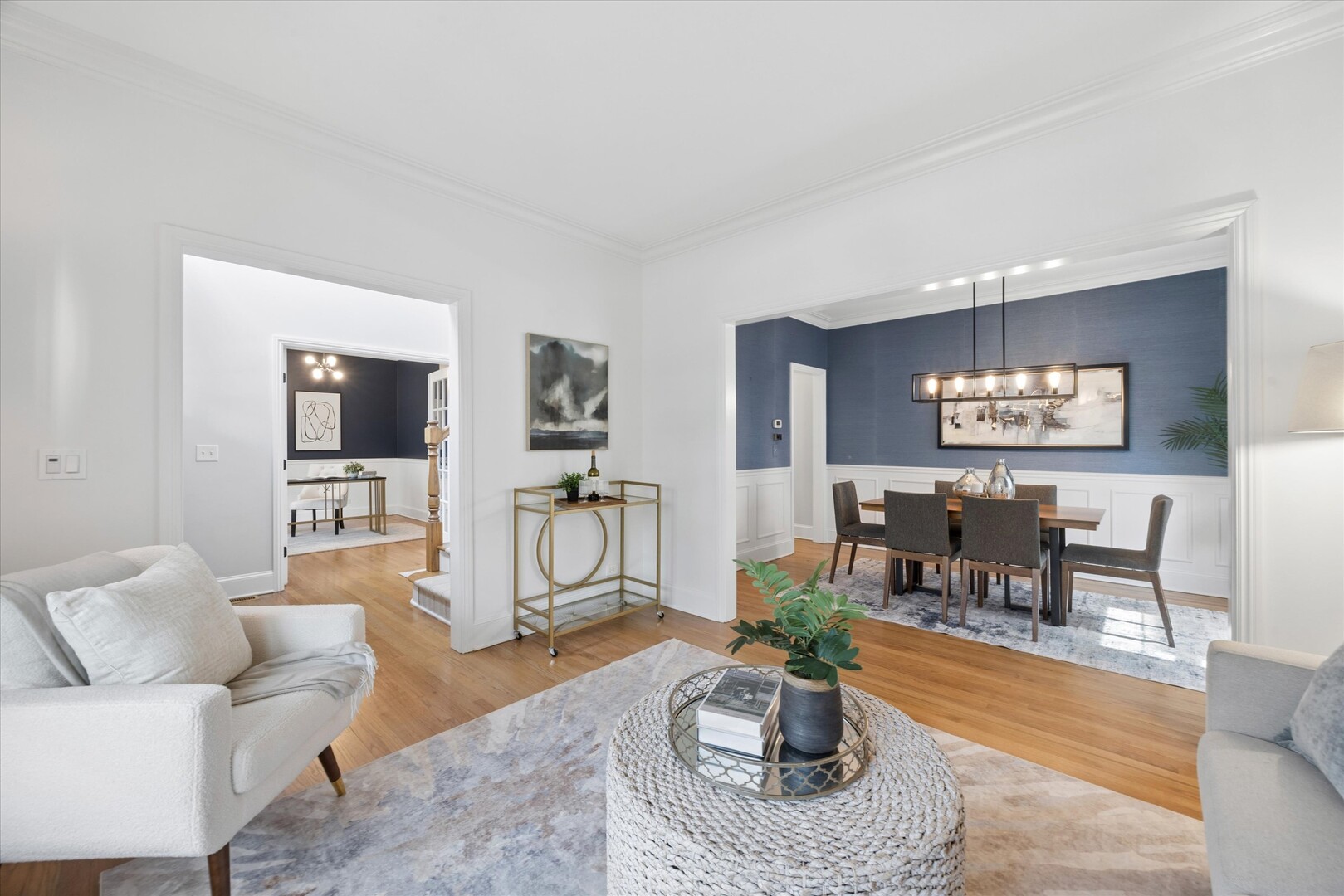 409 S BODIN Street, Hinsdale, IL 60521