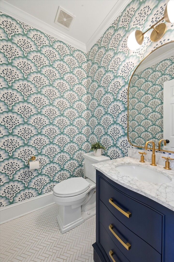 409 S BODIN Street, Hinsdale, IL 60521