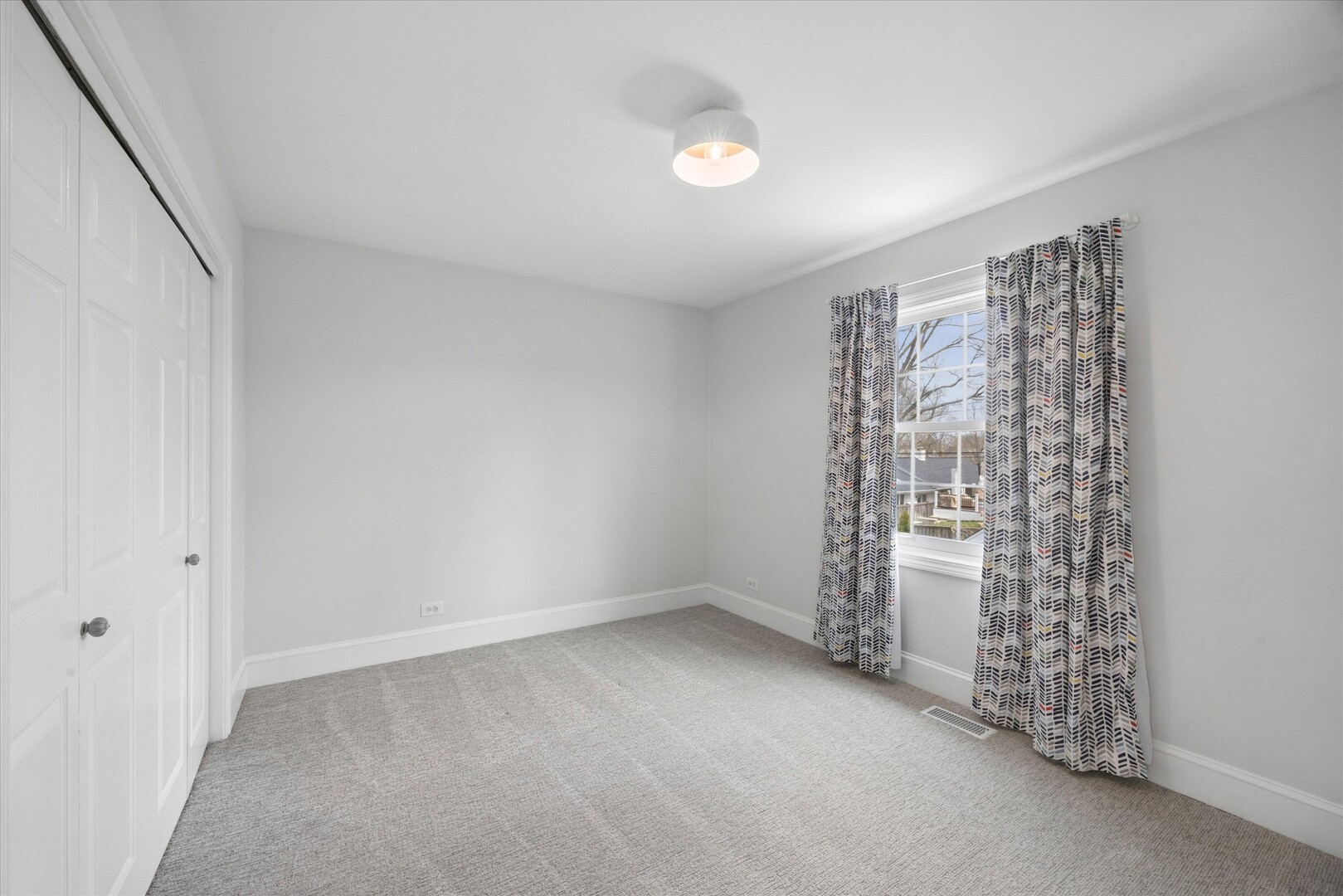 409 S BODIN Street, Hinsdale, IL 60521