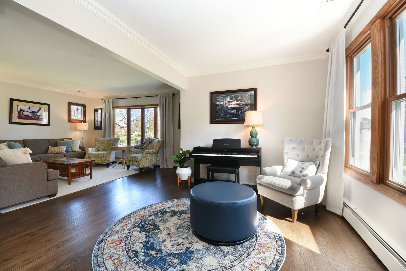 349 Blackhawk Road, Riverside, IL 60546