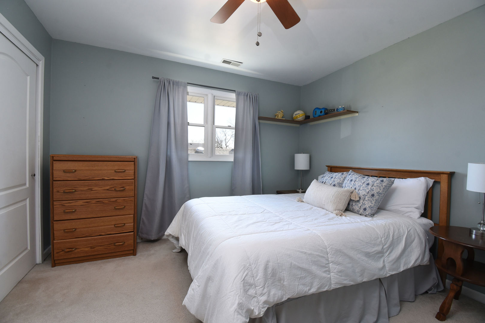 349 Blackhawk Road, Riverside, IL 60546