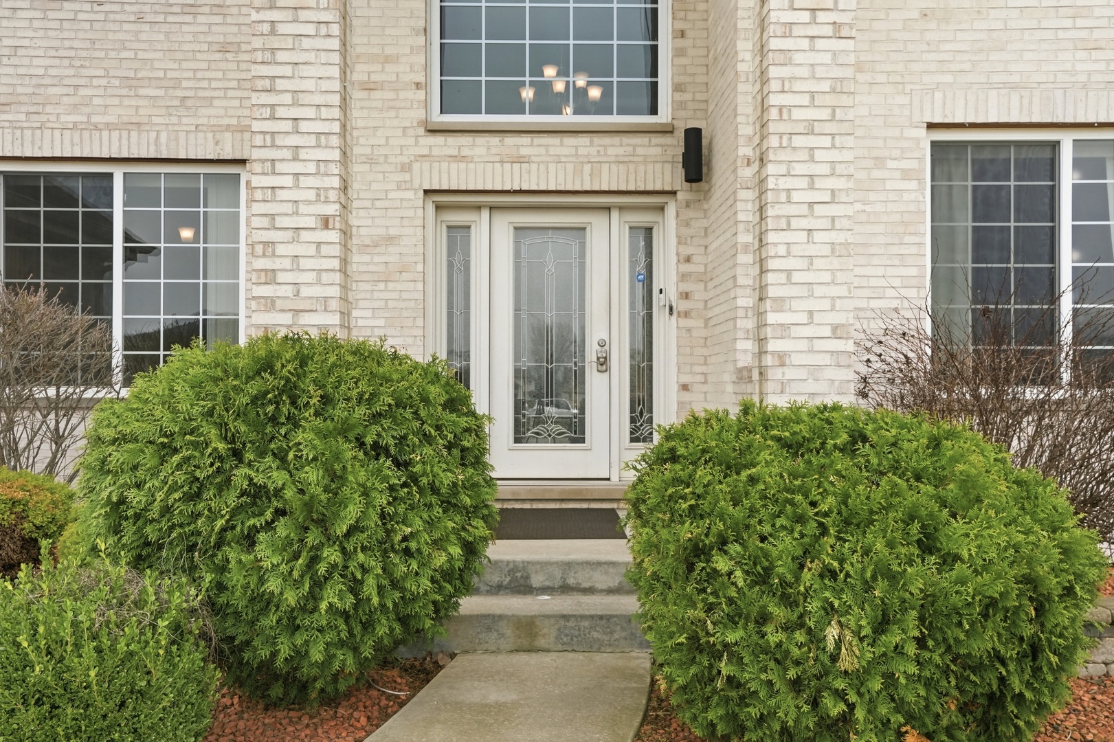 2247 S Robin Lane, Lynwood, IL 60411