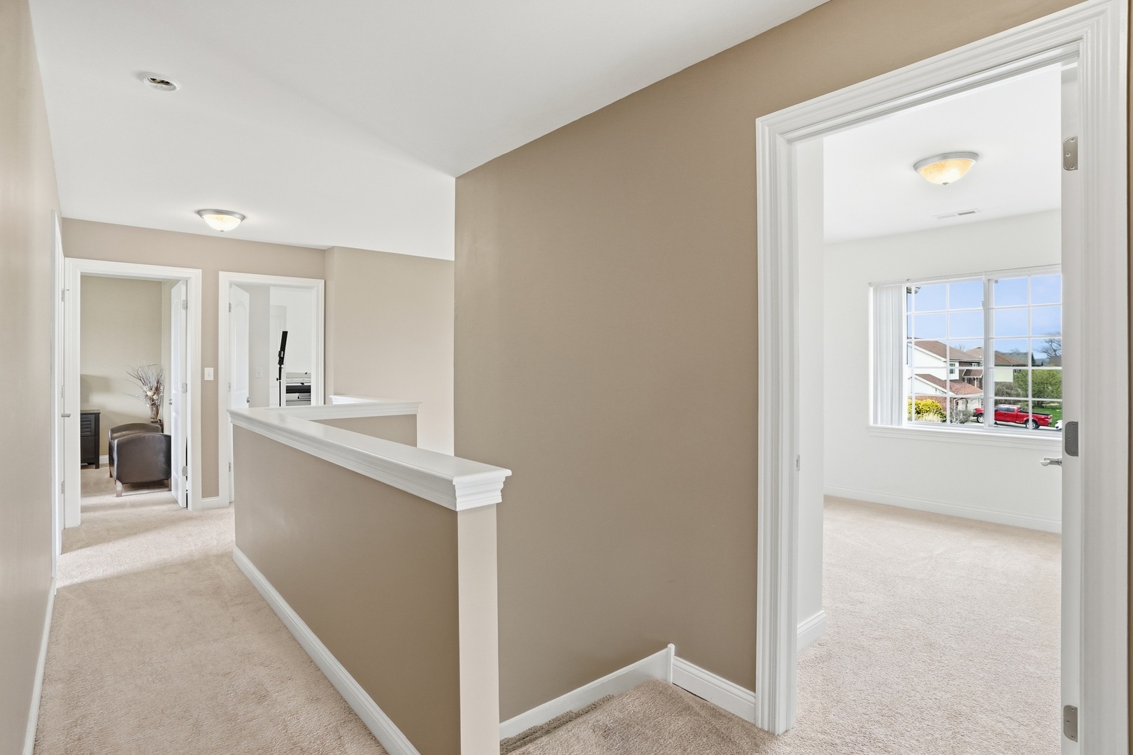 2247 S Robin Lane, Lynwood, IL 60411