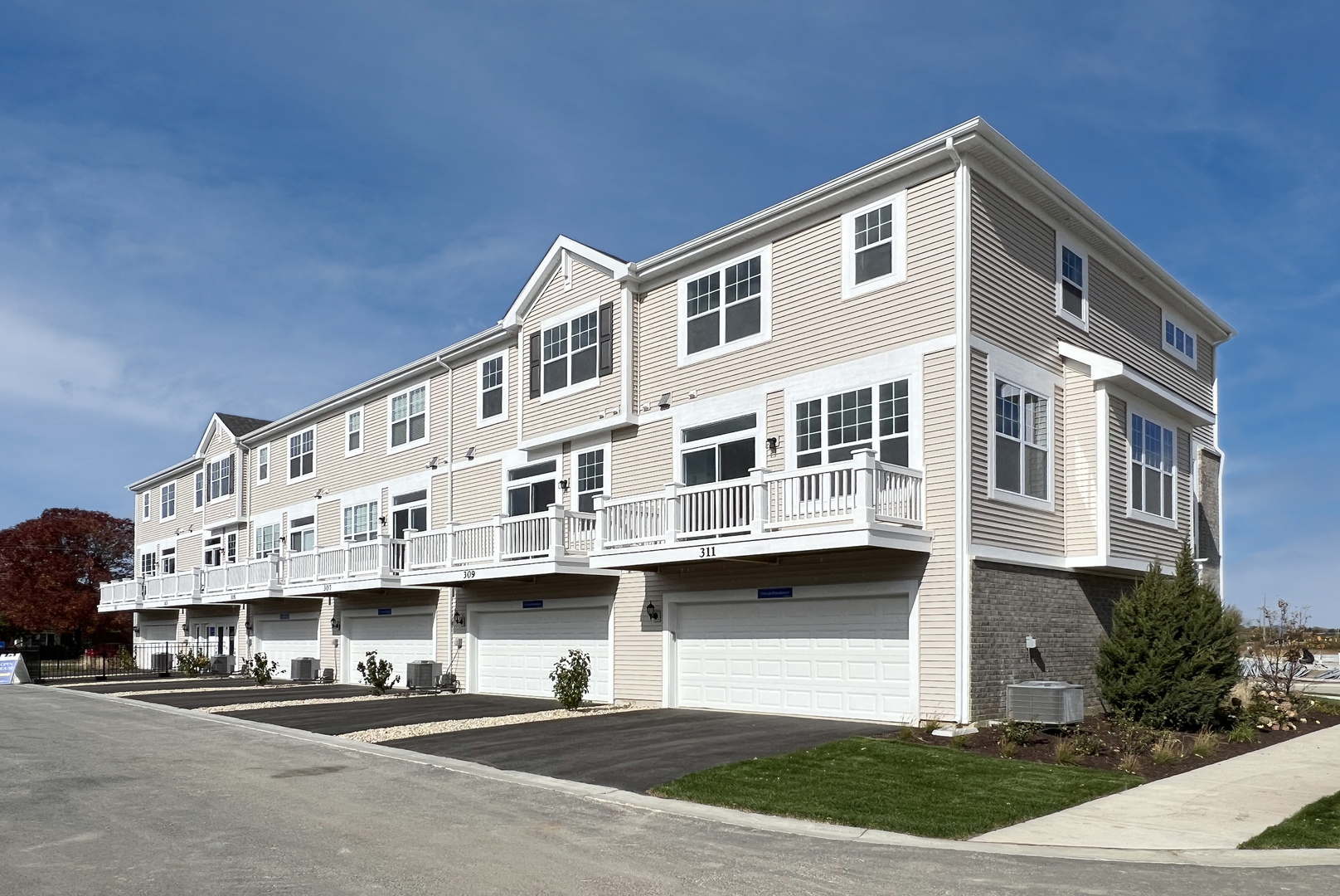 309 Timberleaf Circle, Roselle, IL 60172