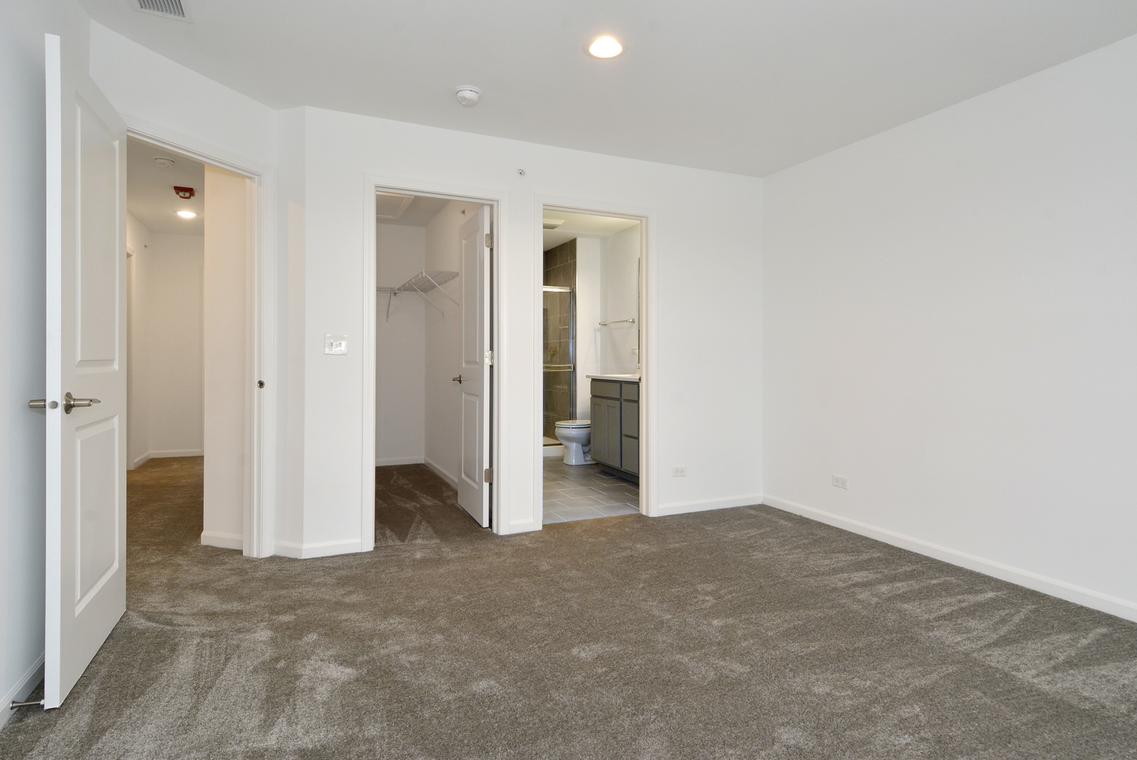 309 Timberleaf Circle, Roselle, IL 60172