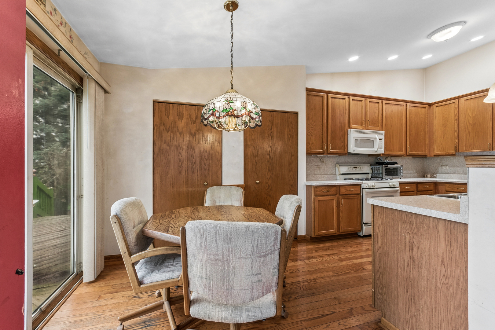 1921 Baldwin Way, Bolingbrook, IL 60490