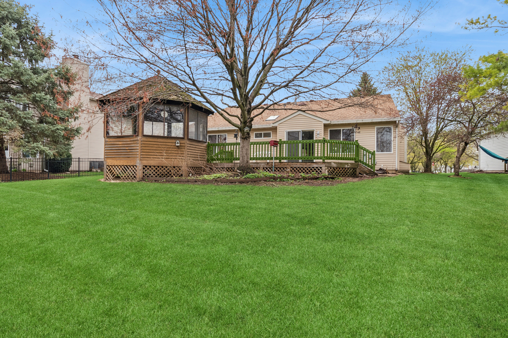 1921 Baldwin Way, Bolingbrook, IL 60490