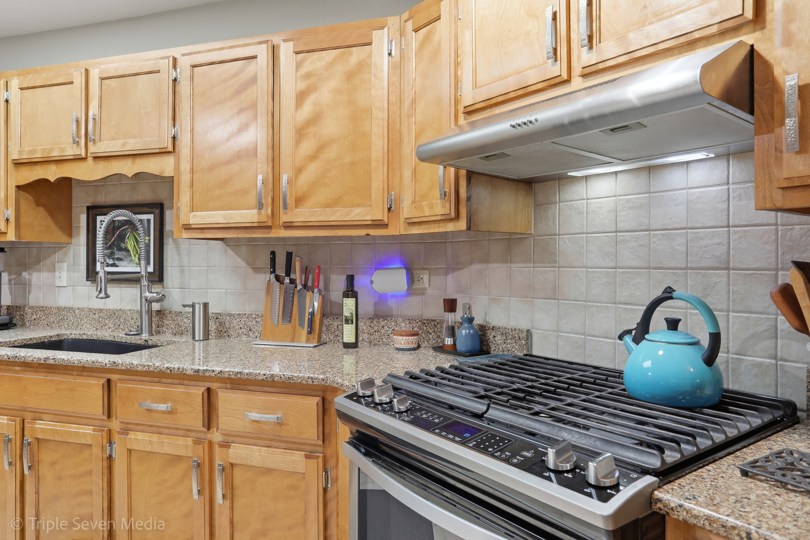 15417 Maple Court, Oak Forest, IL 60452