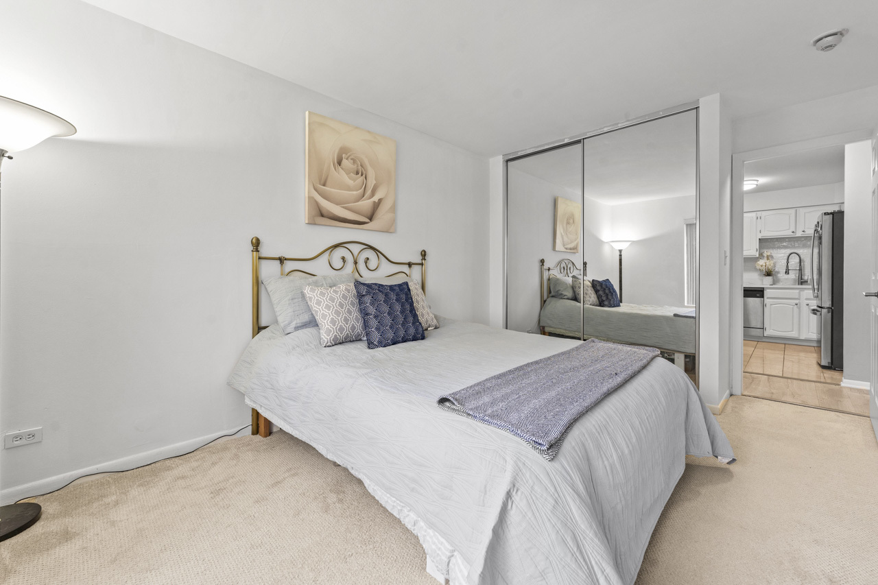 2150 Valencia Drive #314A, Northbrook, IL 60062