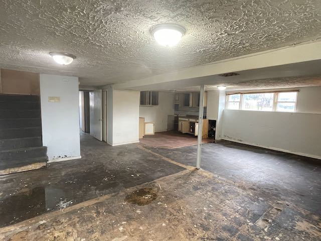 8574 W 73rd Place, Justice, IL 60458