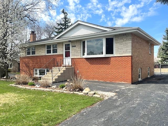 8574 W 73rd Place, Justice, IL 60458