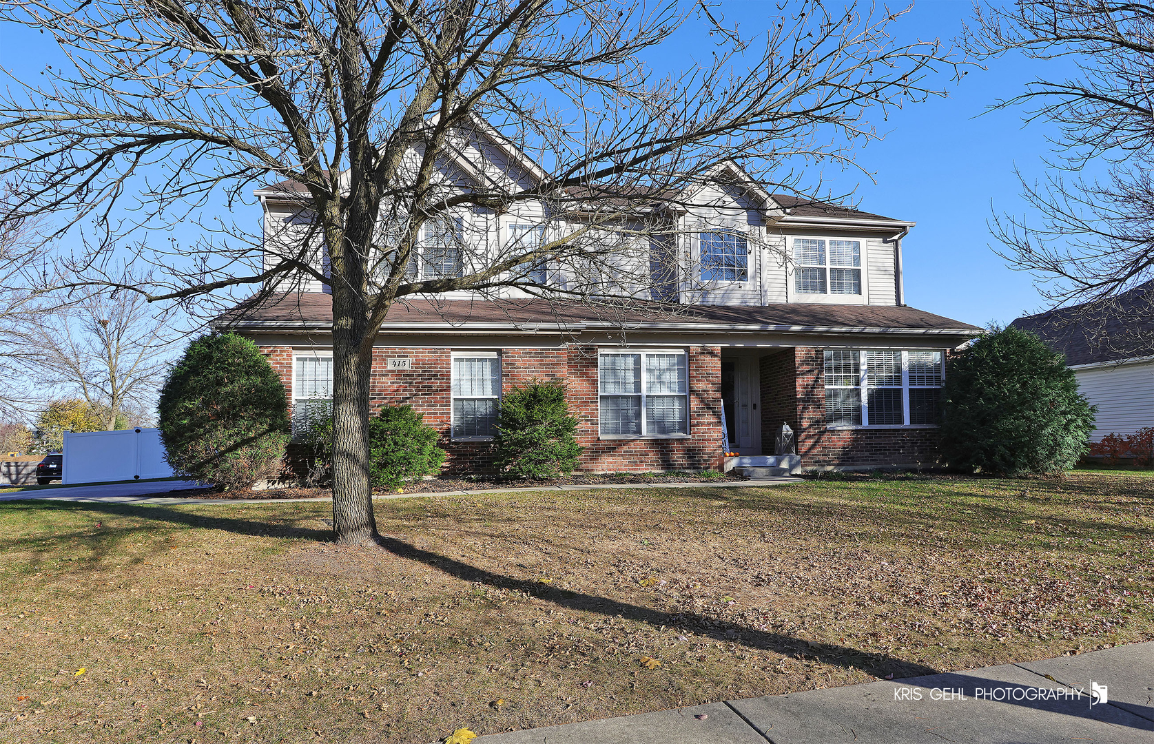 415 Kingsport Drive, Gurnee, IL 60031