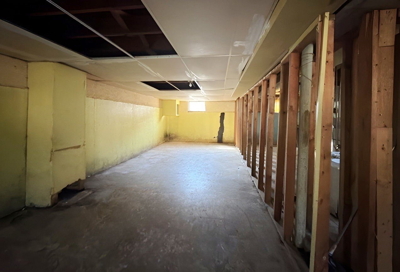 249 Eddy Street, Chicago Heights, IL 60411