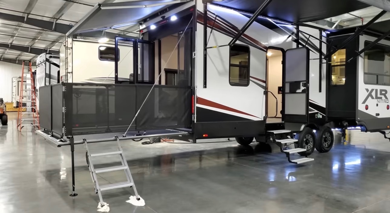 2795 E 28th Lot 376 Road, Seneca, IL 61360