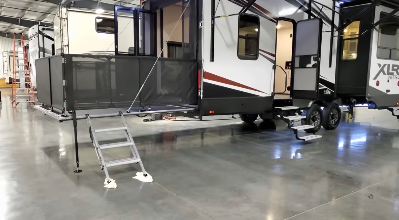 2795 E 28th Lot 376 Road, Seneca, IL 61360