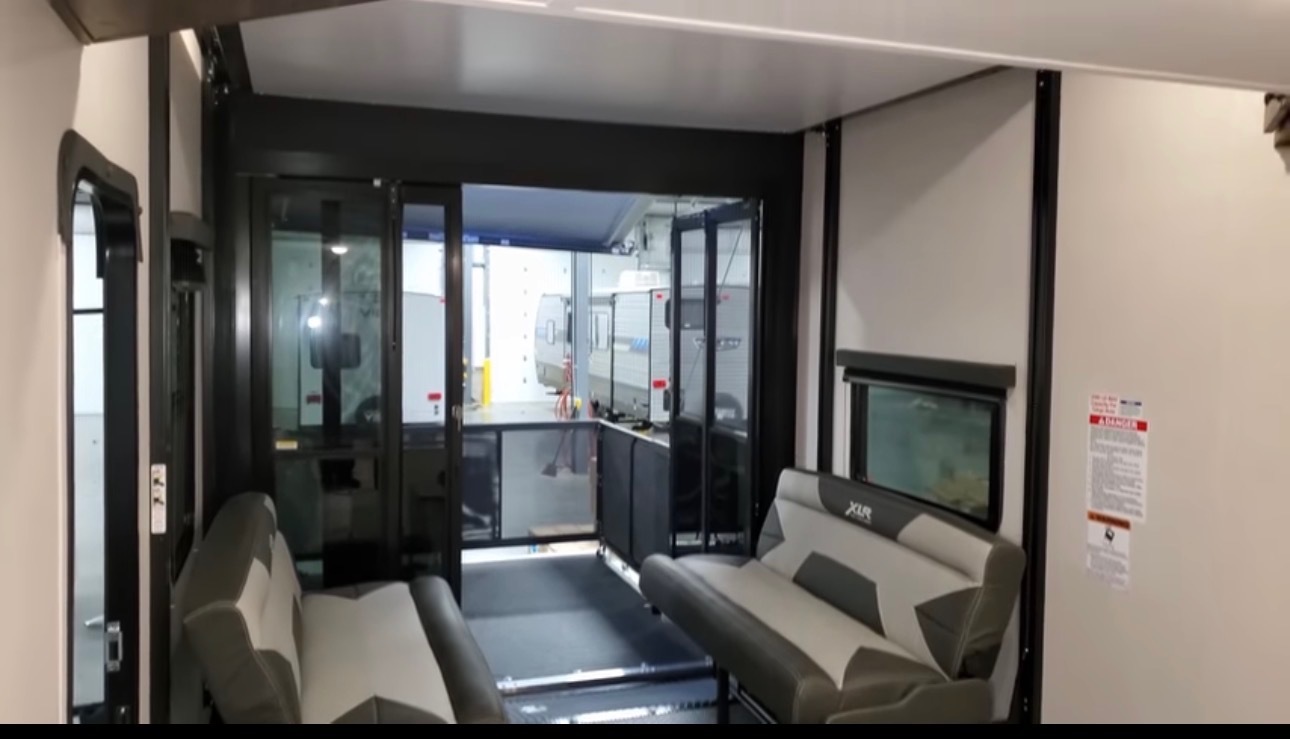 2795 E 28th Lot 376 Road, Seneca, IL 61360