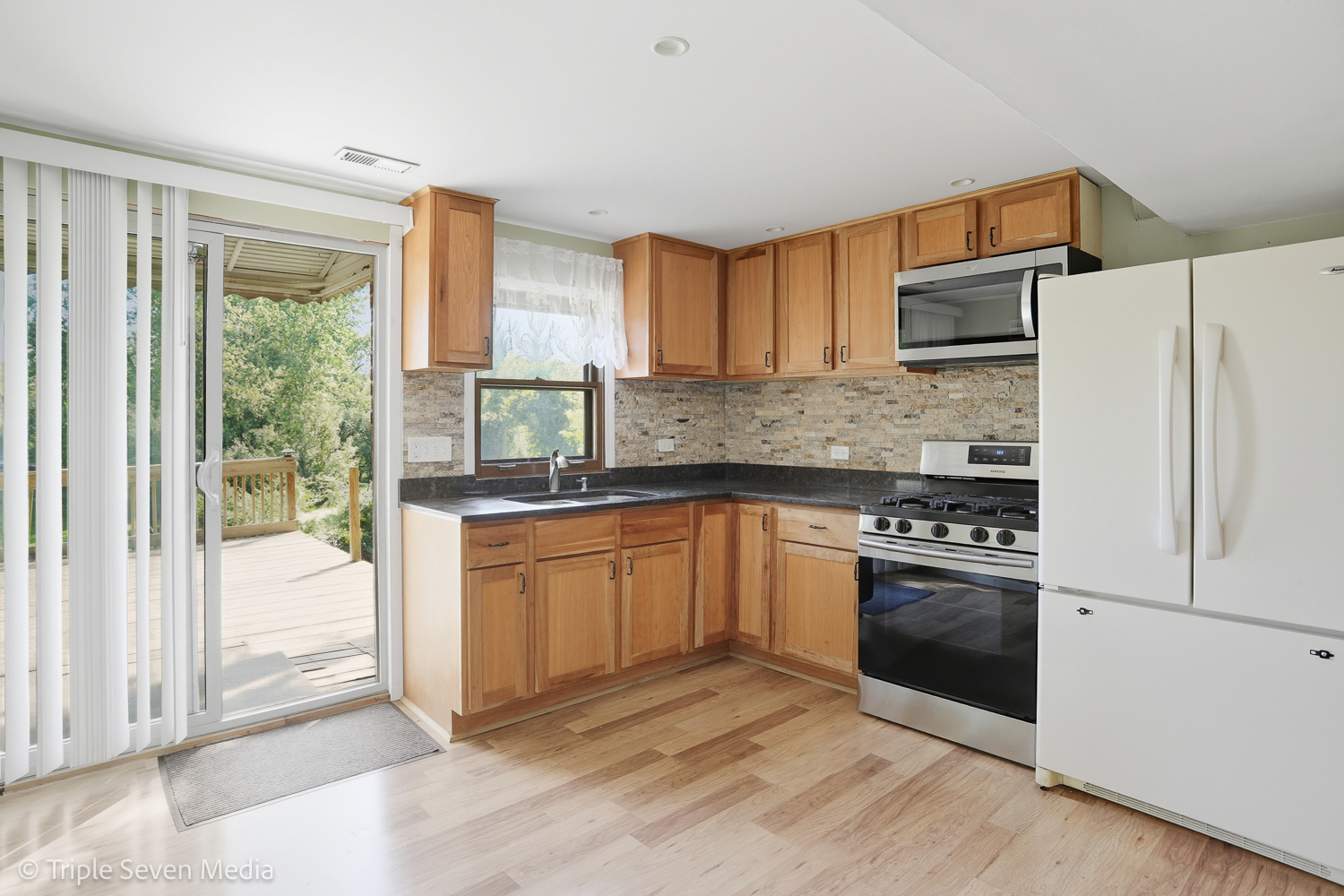 11307 German Church Road, Willow Springs, IL 60480