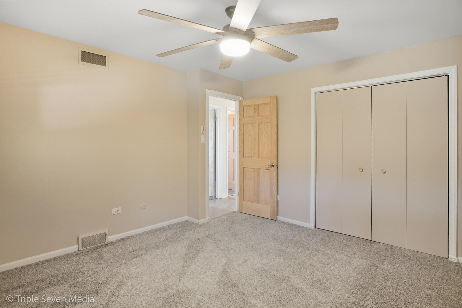 11307 German Church Road, Willow Springs, IL 60480