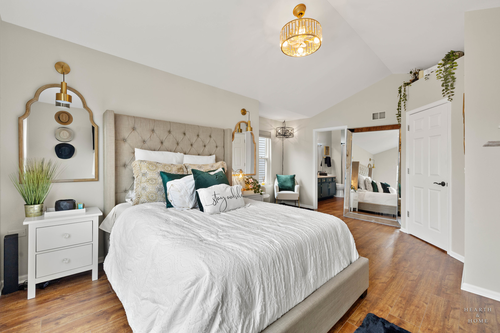 5515 Chancery Way, Lake In The Hills, IL 60156