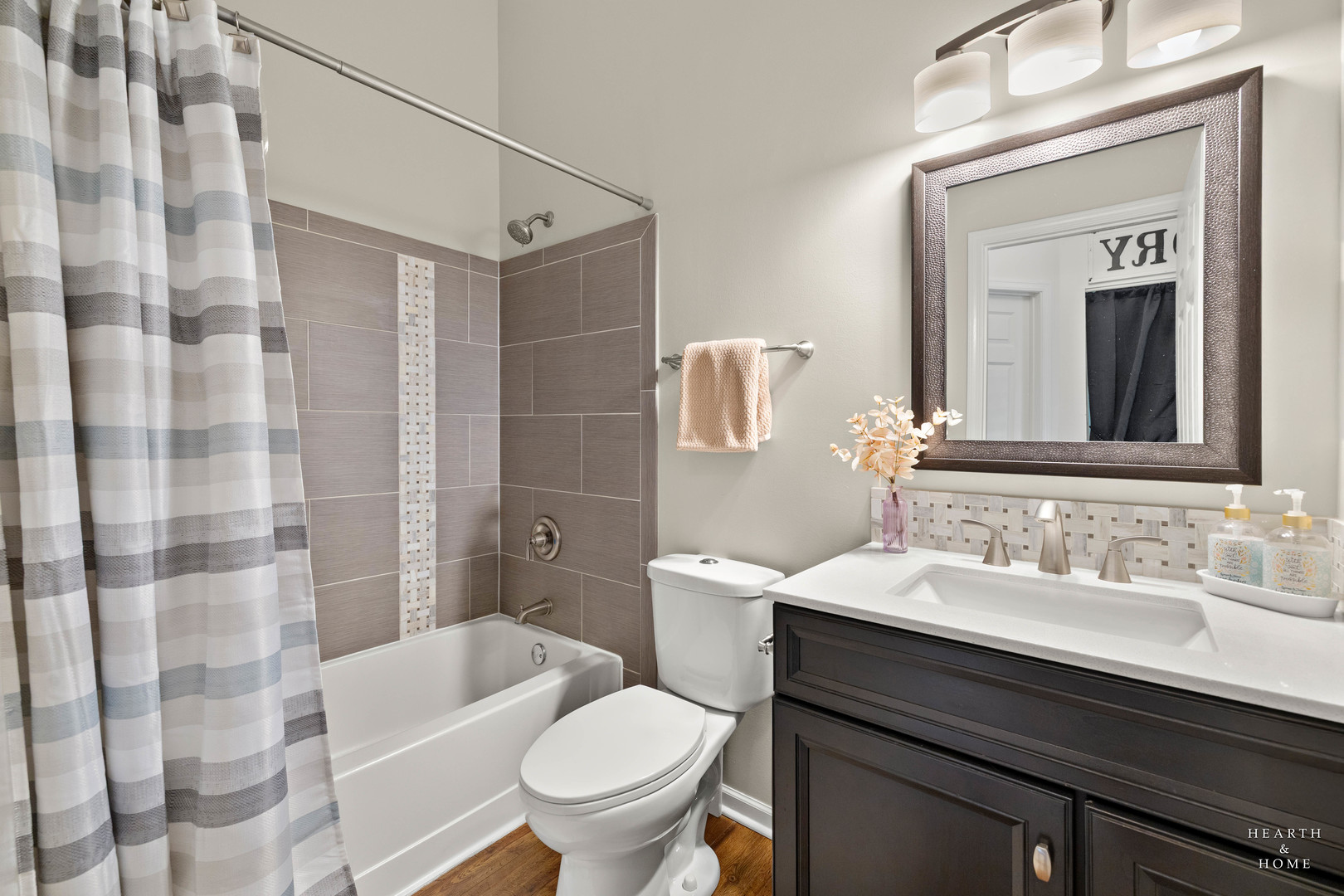 5515 Chancery Way, Lake In The Hills, IL 60156