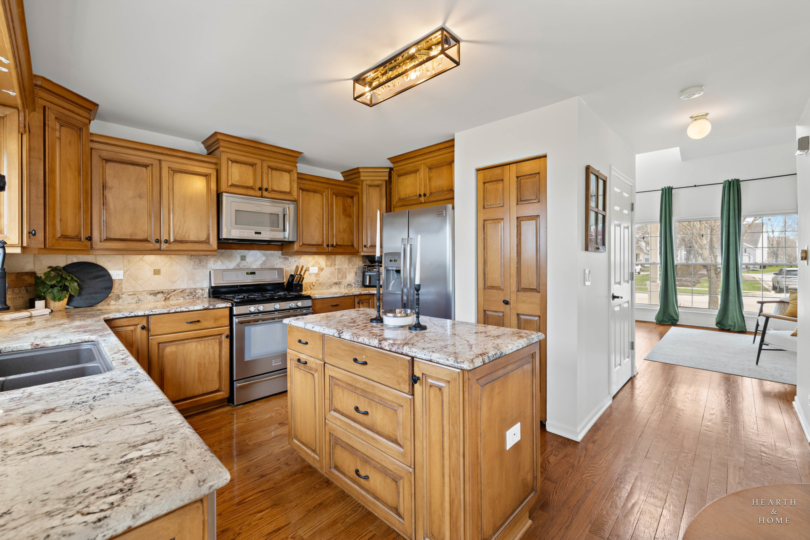 5515 Chancery Way, Lake In The Hills, IL 60156