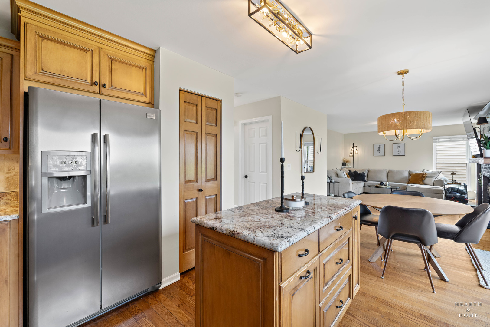 5515 Chancery Way, Lake In The Hills, IL 60156