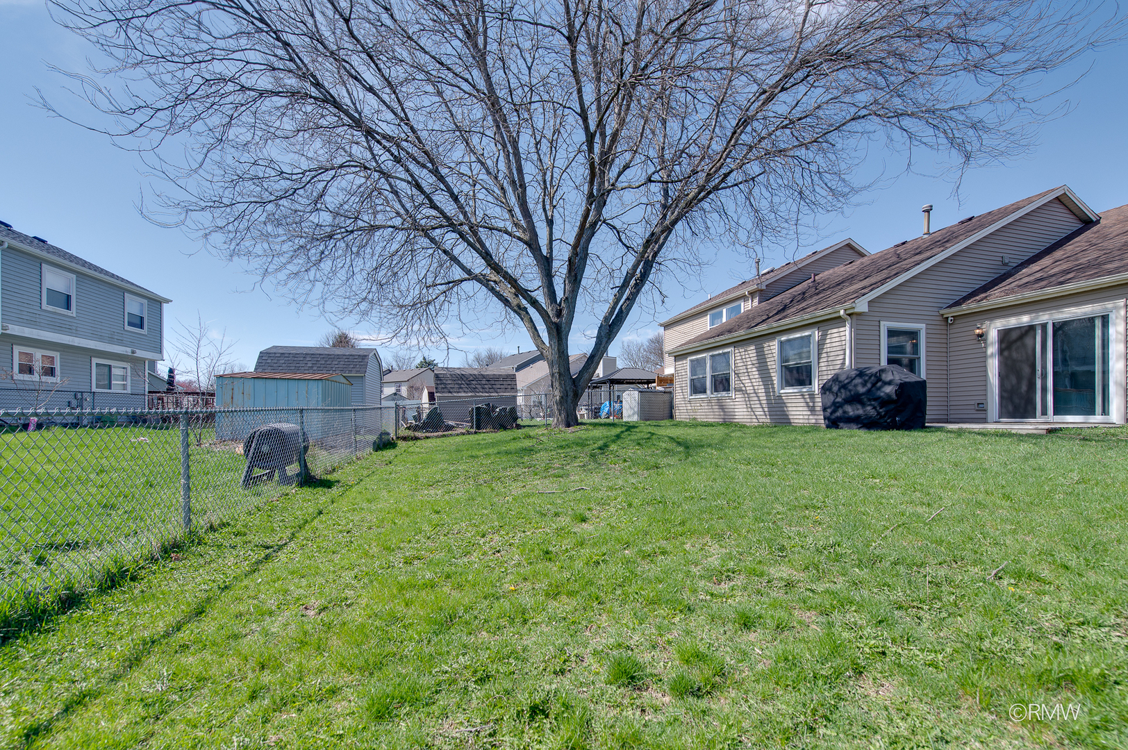 359 Chaparral Circle, Elgin, IL 60120