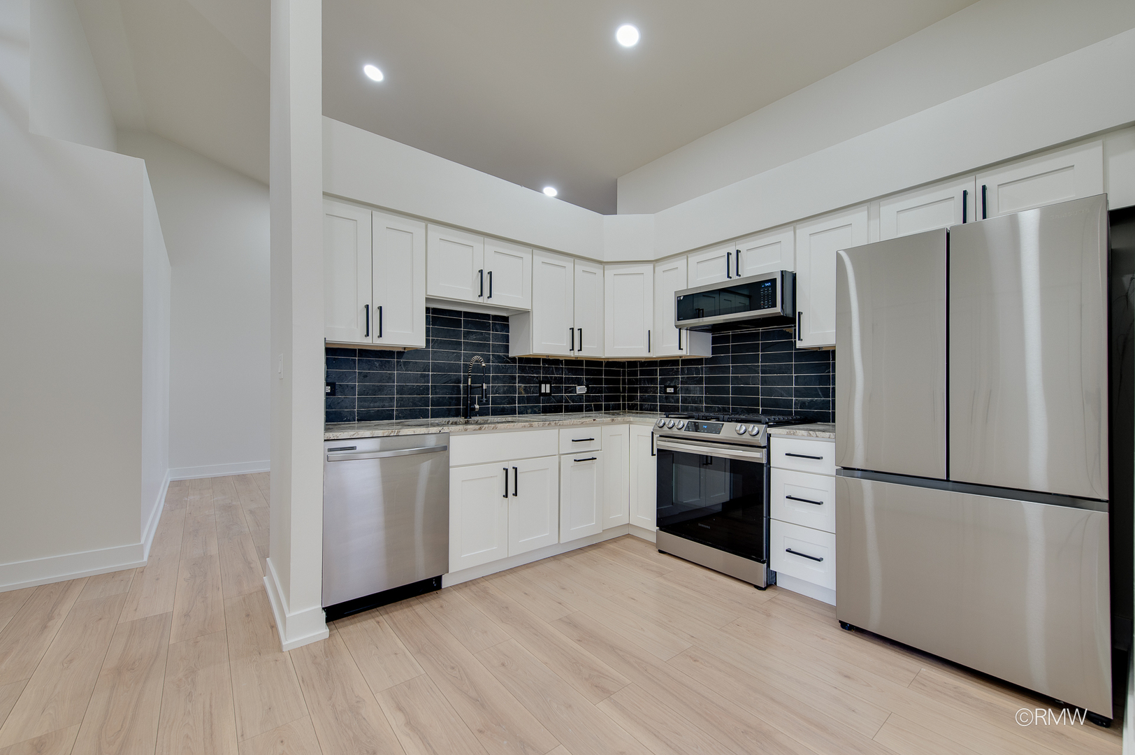 359 Chaparral Circle, Elgin, IL 60120