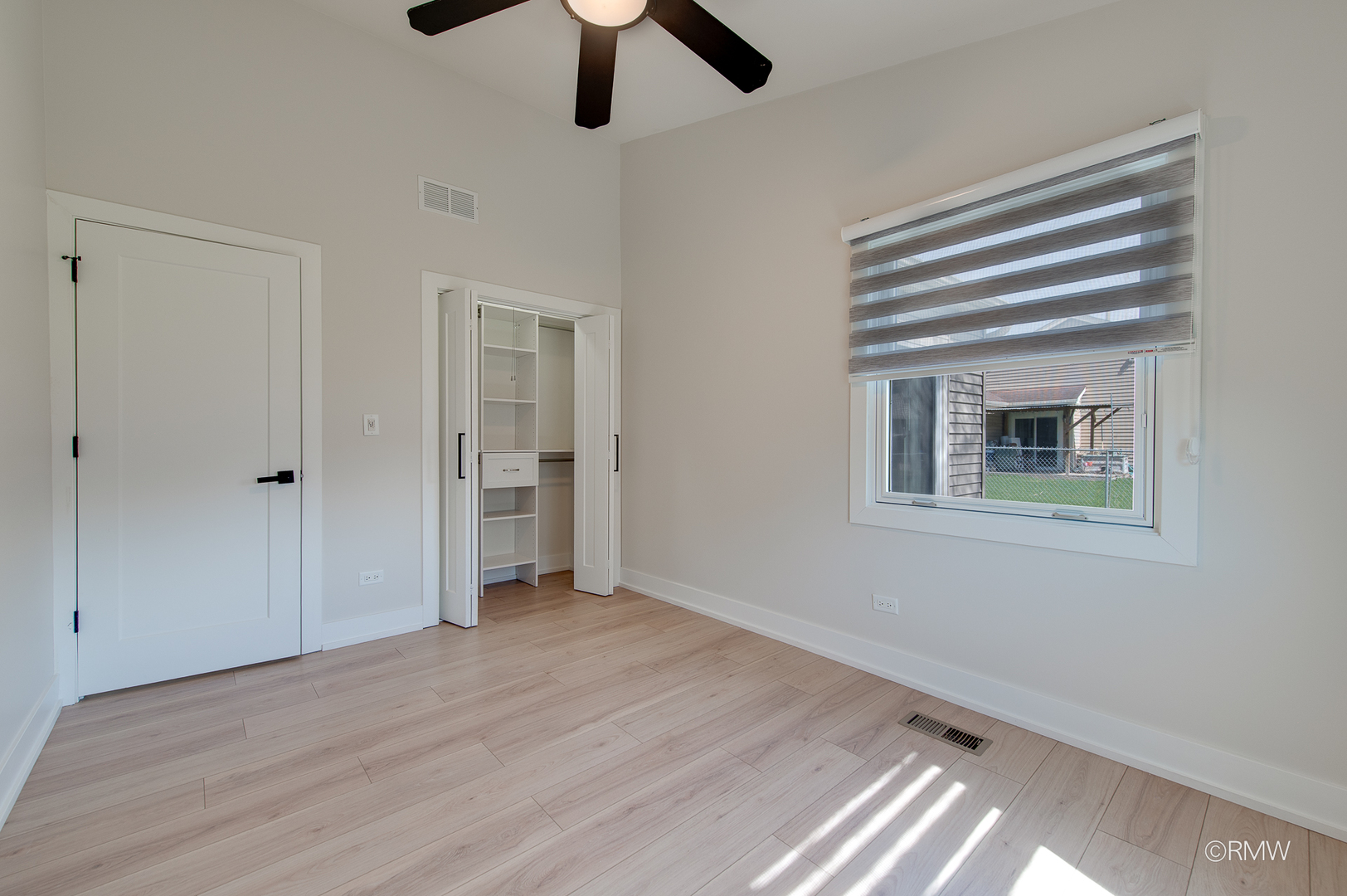 359 Chaparral Circle, Elgin, IL 60120