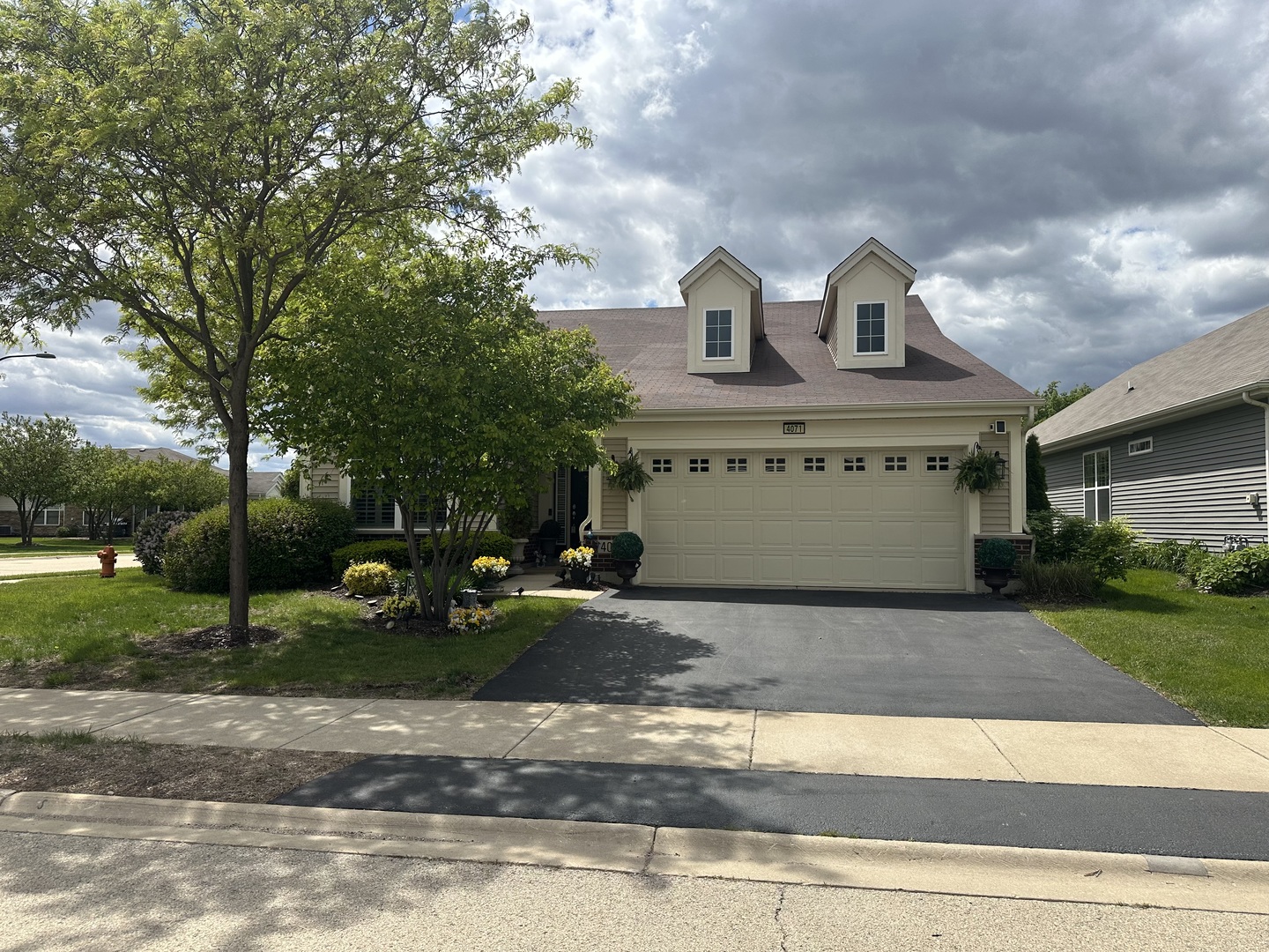 4071 Chesapeake Lane, Naperville, IL 60564