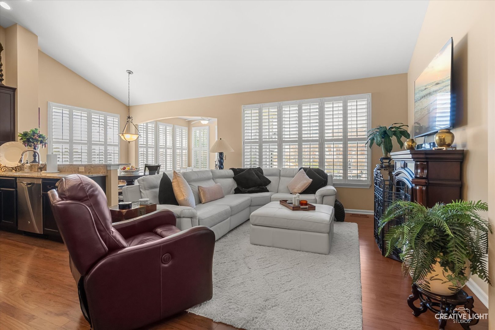 4071 Chesapeake Lane, Naperville, IL 60564