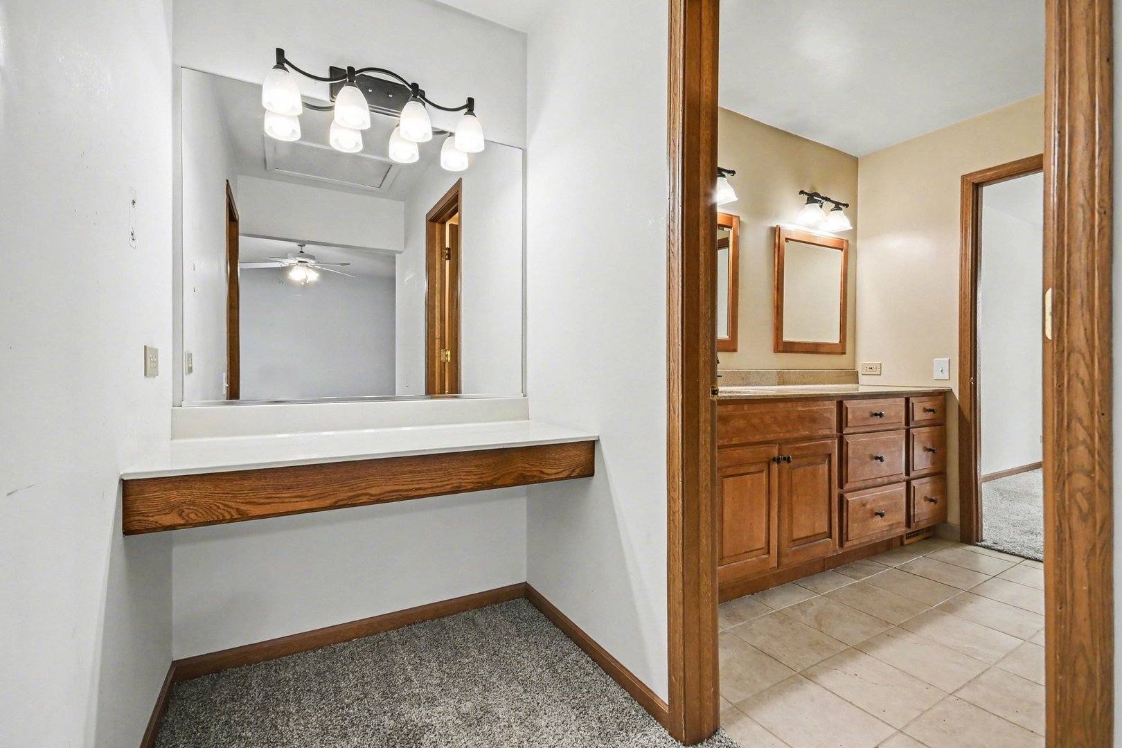 202 Shadybrook Lane, Aurora, IL 60504