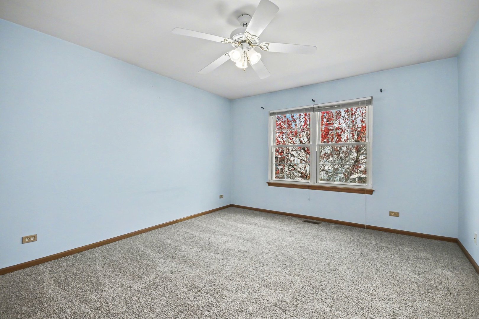 202 Shadybrook Lane, Aurora, IL 60504